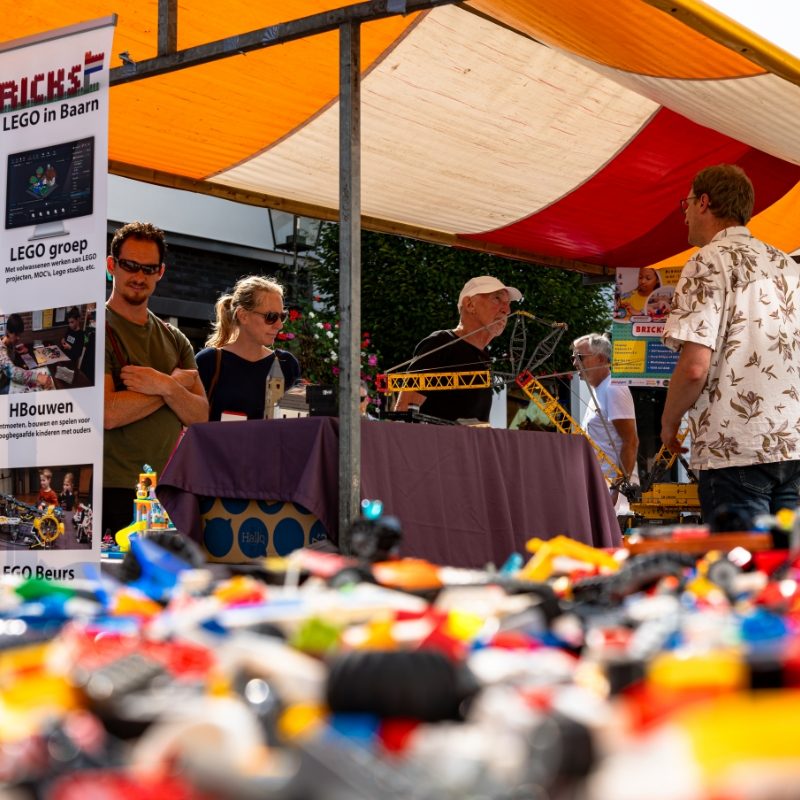 Cultureel Festival Baarn 2024 - Fotograaf Scippio van Olmen- Scippio CFB 2024 - L278 - Herobricks Laanstraat - Laanstraat